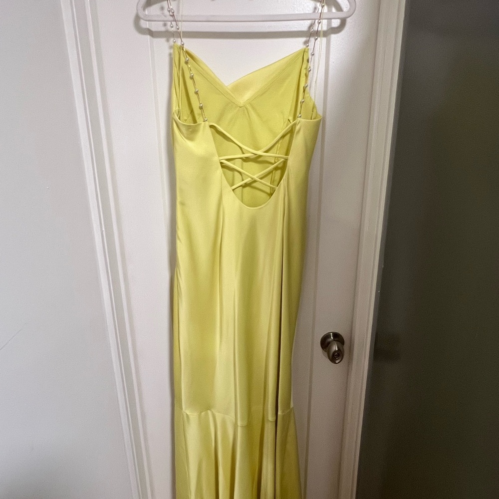 Liv Foster Sleeveless Satin Gown (Size 10) - Picture 10 of 12